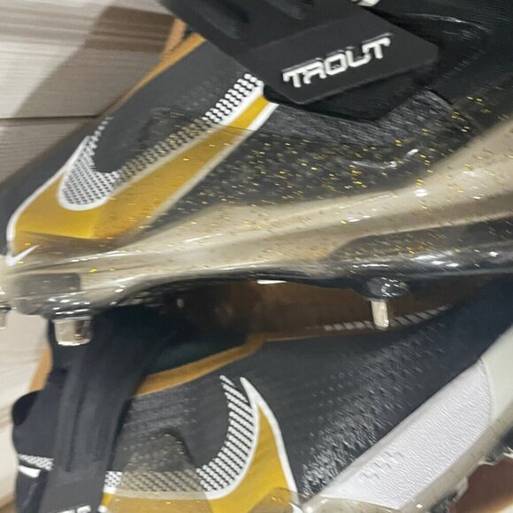 NIKE FORCE ZOOM TROUT BLACK METALLIC GOLD WHITE MEN CLEATS SZ 16 FOOTBALL SPORTS